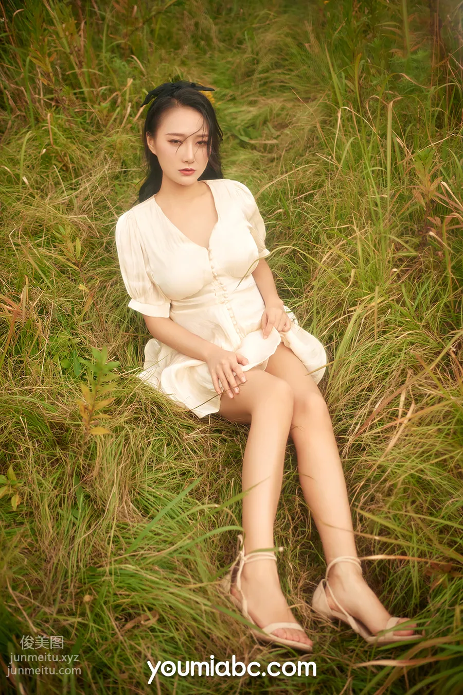 He Jiaying: YouMi photo 2