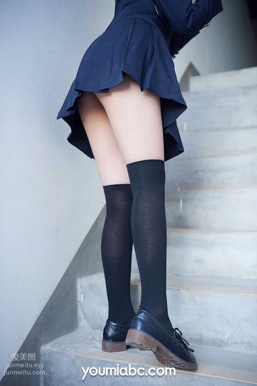 Youmi Heji: YouMi photo 3