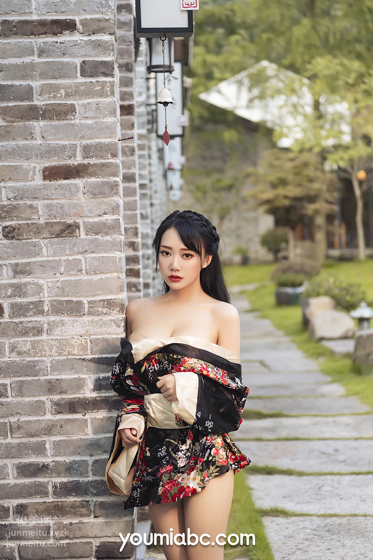 He Jiaying: YouMi photo 19