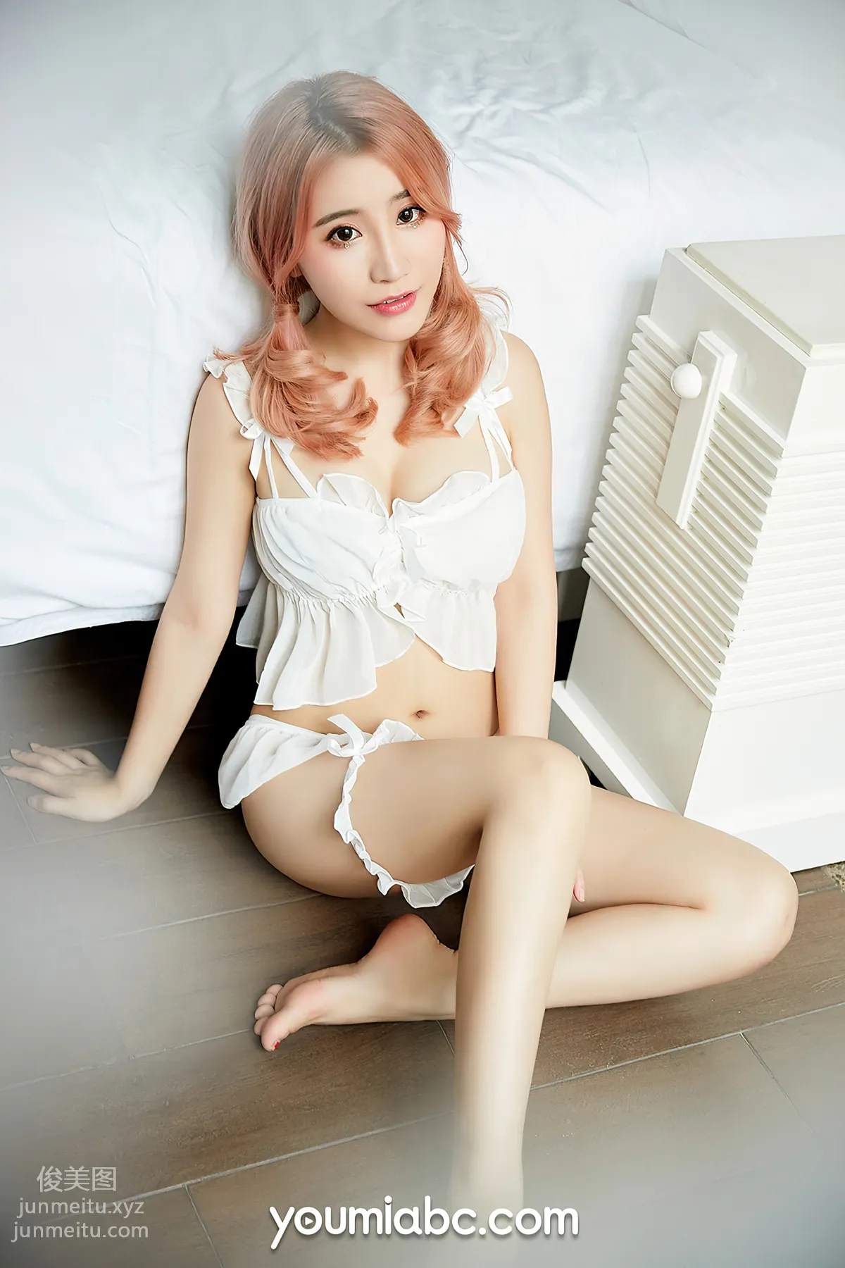 Fei Yueying: YouMi photo 21