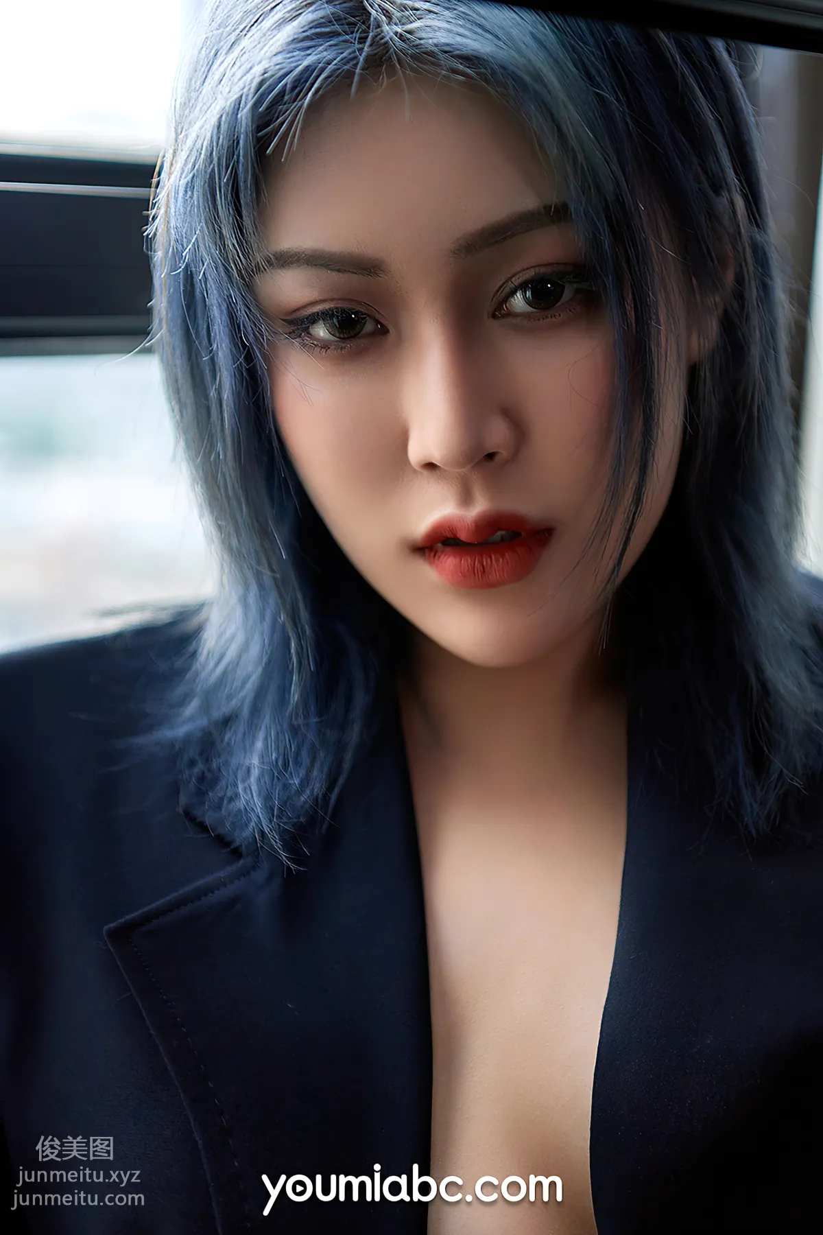 Sun Amber: YouMi photo 7
