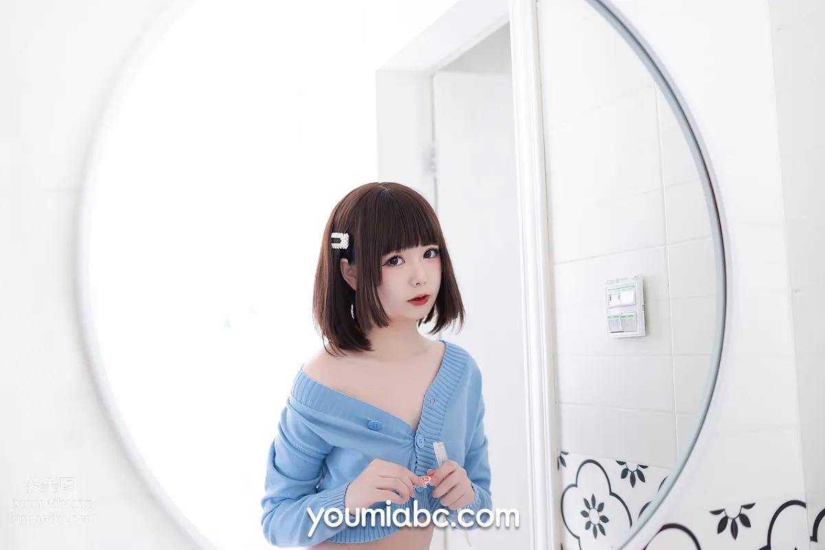 Xiang Xiaoyuan: YouMi photo 7