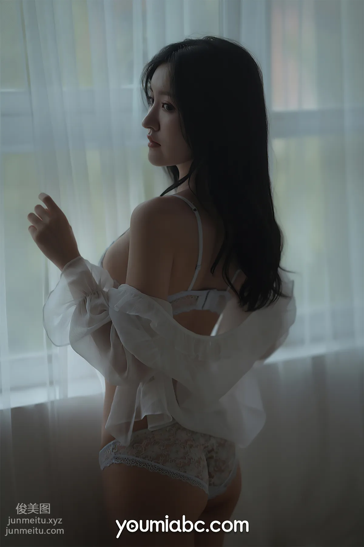 Shen Mengyao: YouMi photo 5
