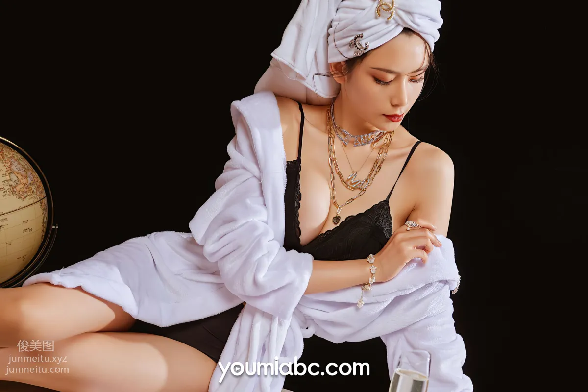 Lin Xi: YouMi photo 22