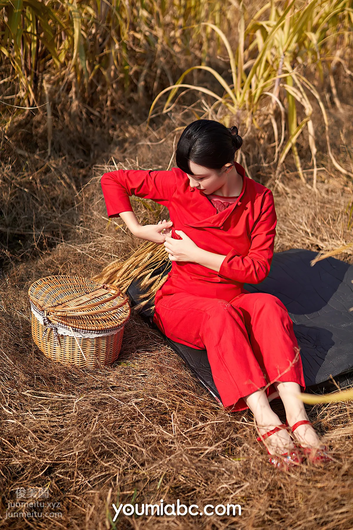 Shen Shanxi: YouMi photo 9