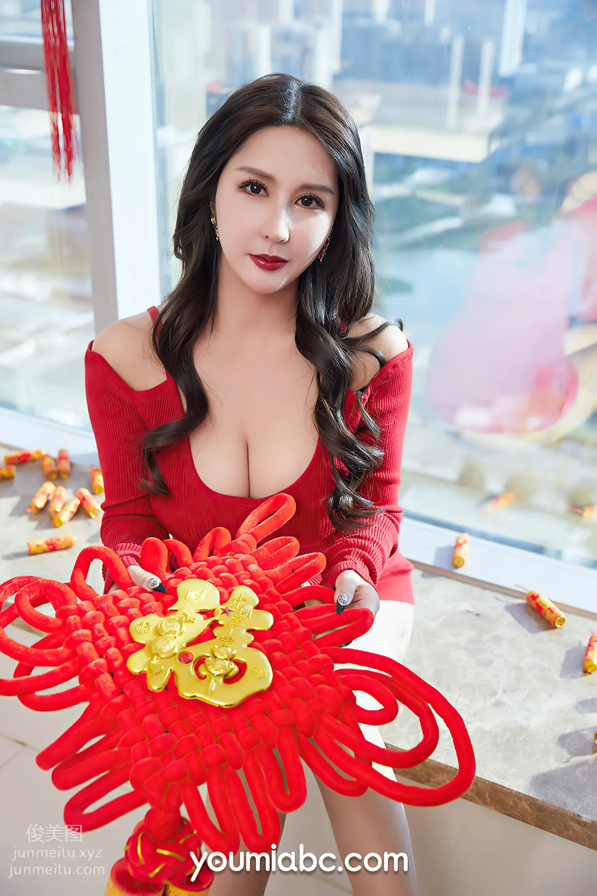Nayi Linger: YouMi photo 2