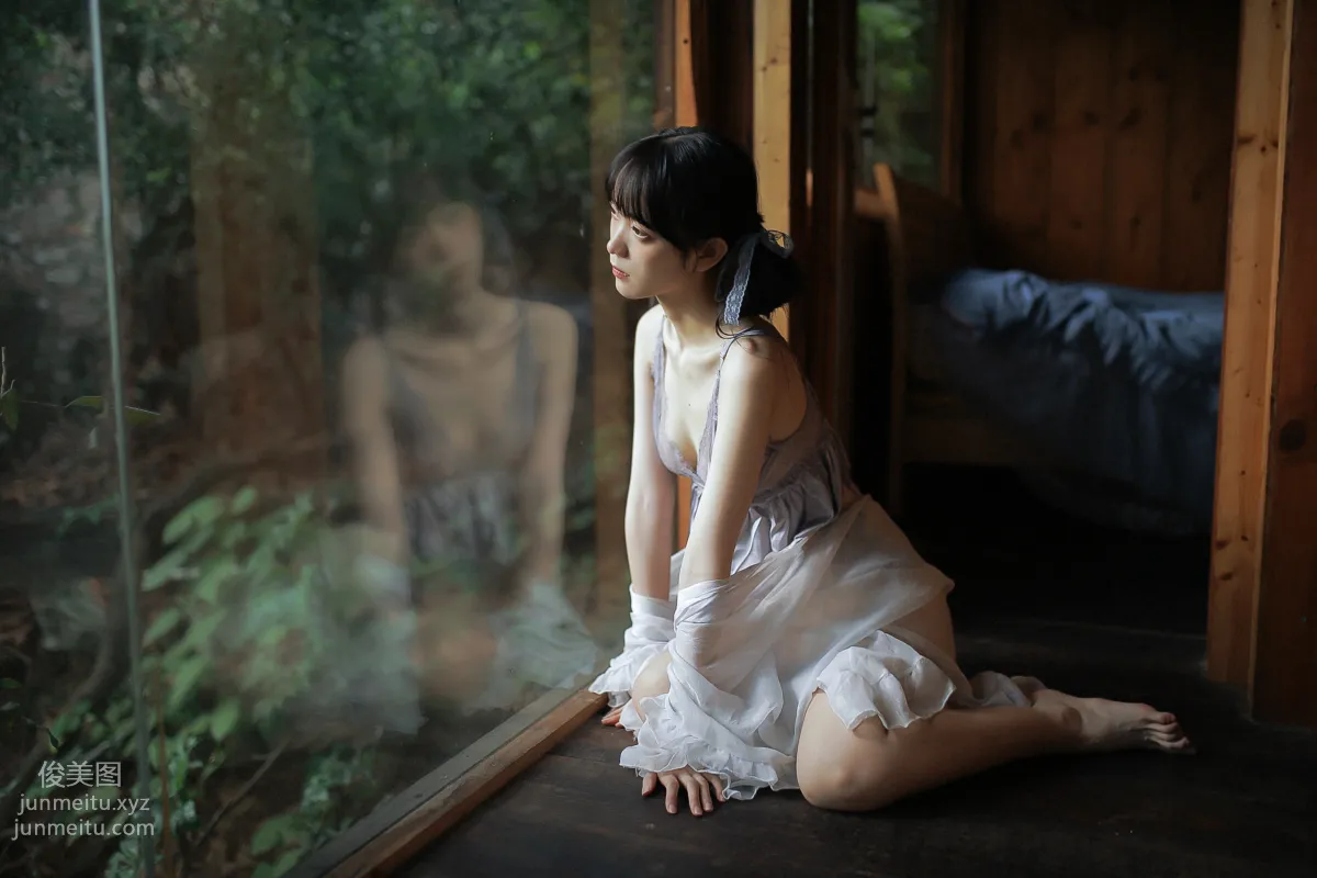 [YiTuYu] 2020.11.28 Late Summer Overcast, Xiao Xiong photo 16
