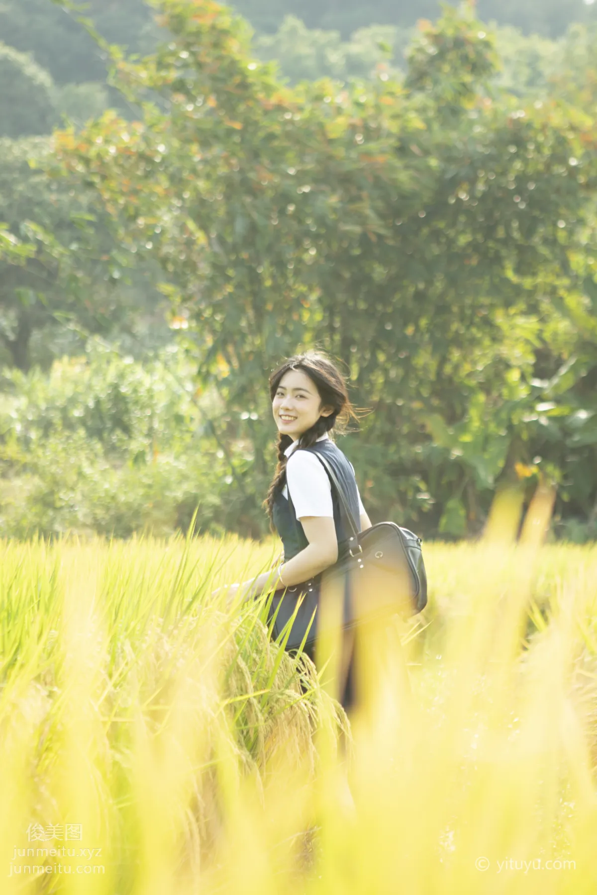 [YiTuYu] 2021.03.12 Autumn Rice Fragrance, Huang Ziqing photo 9