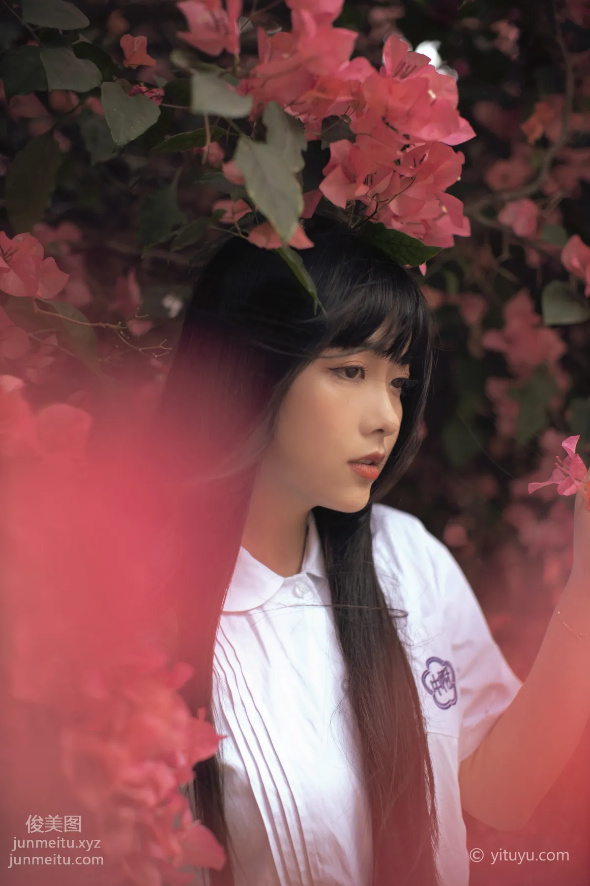 [YiTuYu] 2021.04.28 Flower Season, Huang Ziqing photo 10