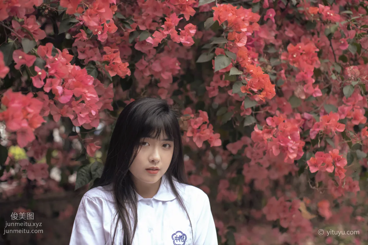 [YiTuYu] 2021.04.28 Flower Season, Huang Ziqing photo 12