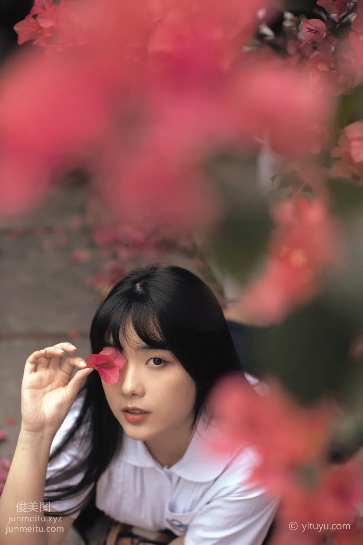 [YiTuYu] 2021.04.28 Flower Season, Huang Ziqing photo 14