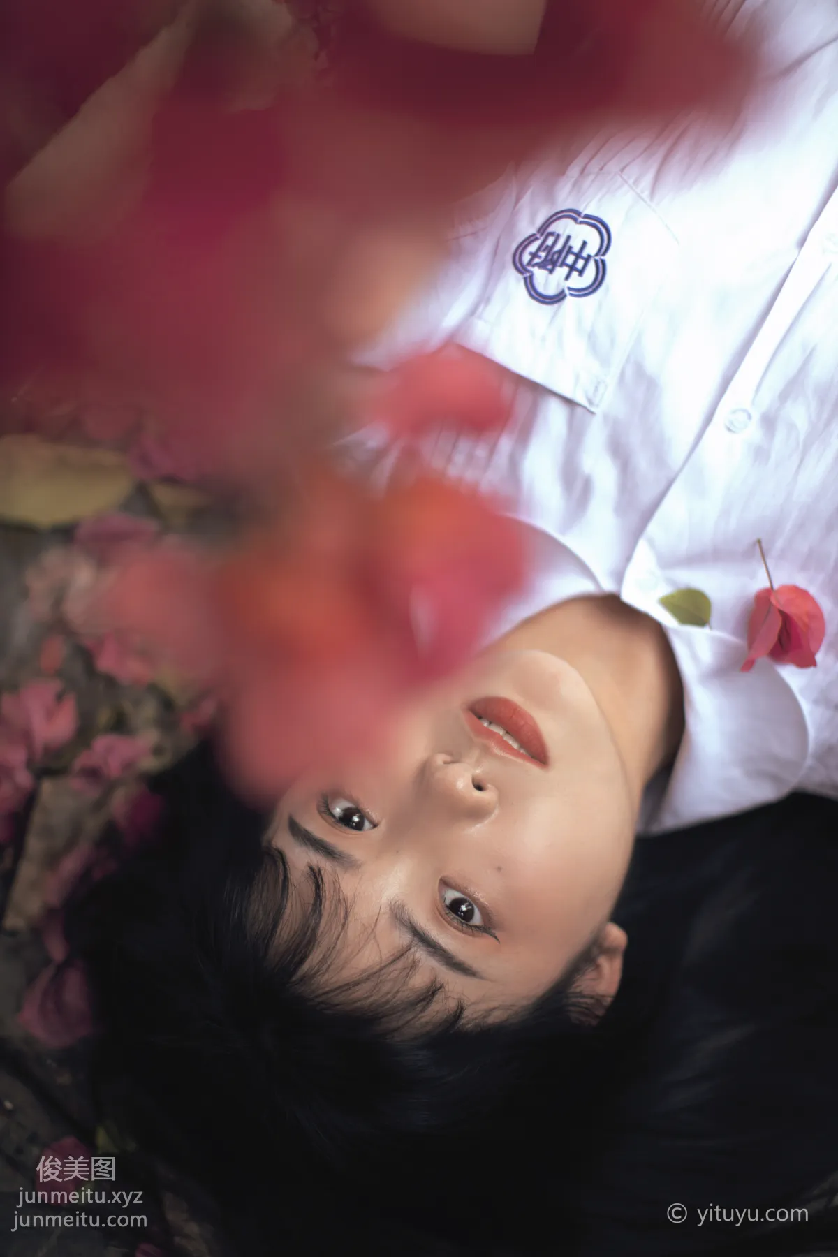 [YiTuYu] 2021.04.28 Flower Season, Huang Ziqing photo 17