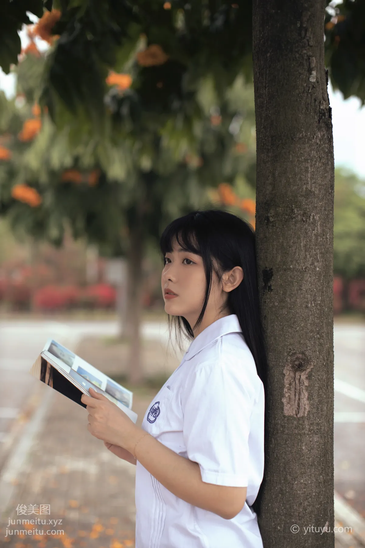 [YiTuYu] 2021.04.28 Flower Season, Huang Ziqing photo 20