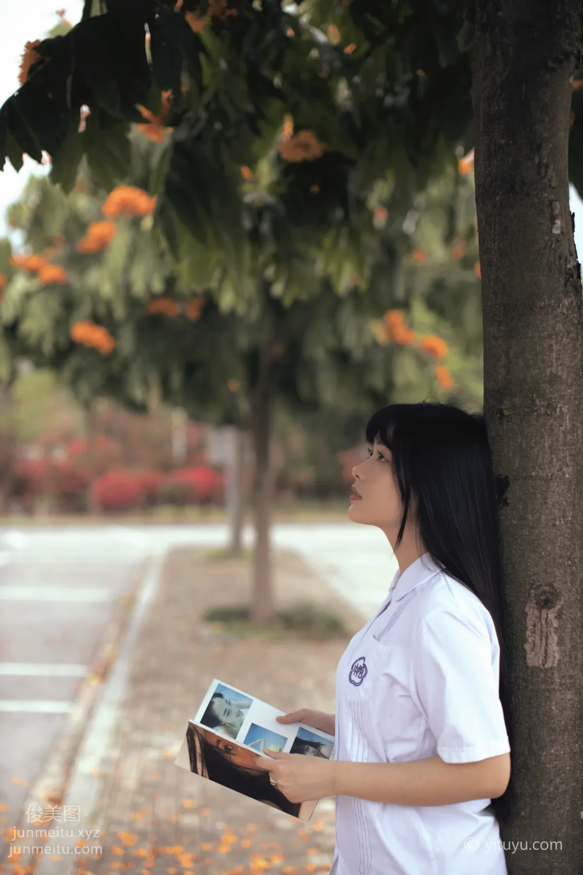 [YiTuYu] 2021.04.28 Flower Season, Huang Ziqing photo 21