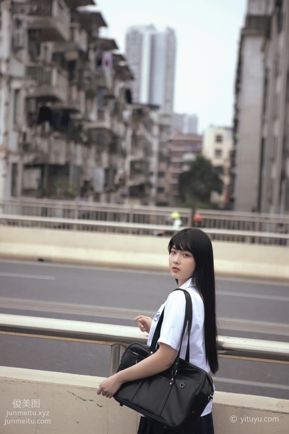 [YiTuYu] 2021.04.28 Flower Season, Huang Ziqing photo 24