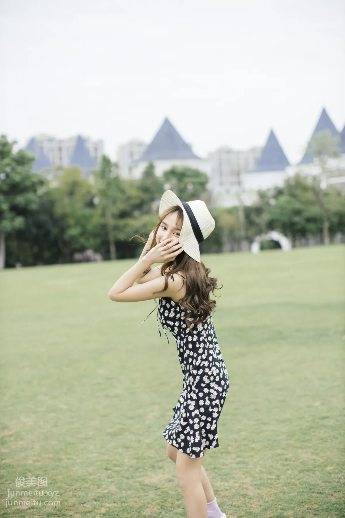 Qiao Ling: YiTuYu photo 3