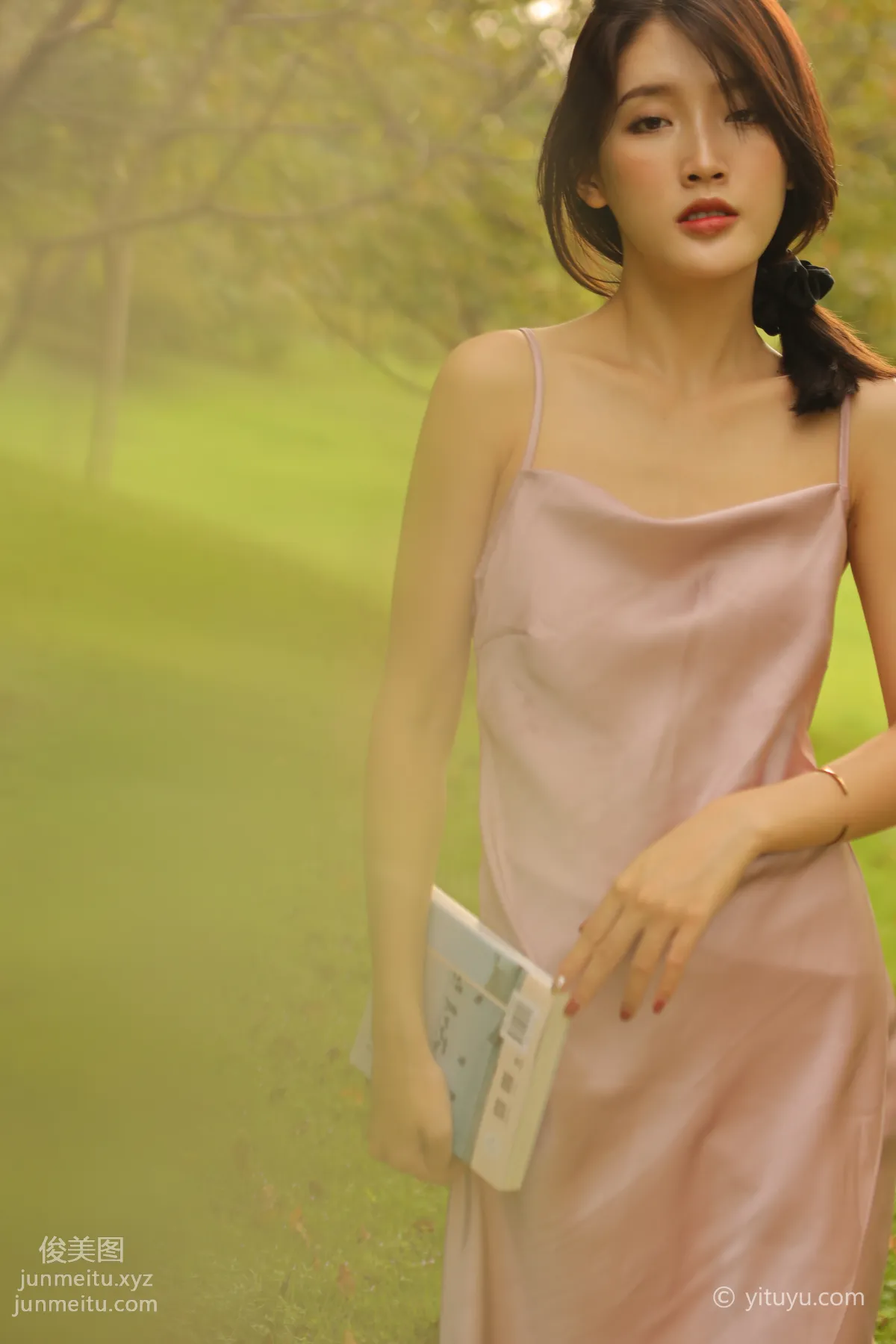 Qiao Ling: YiTuYu photo 11