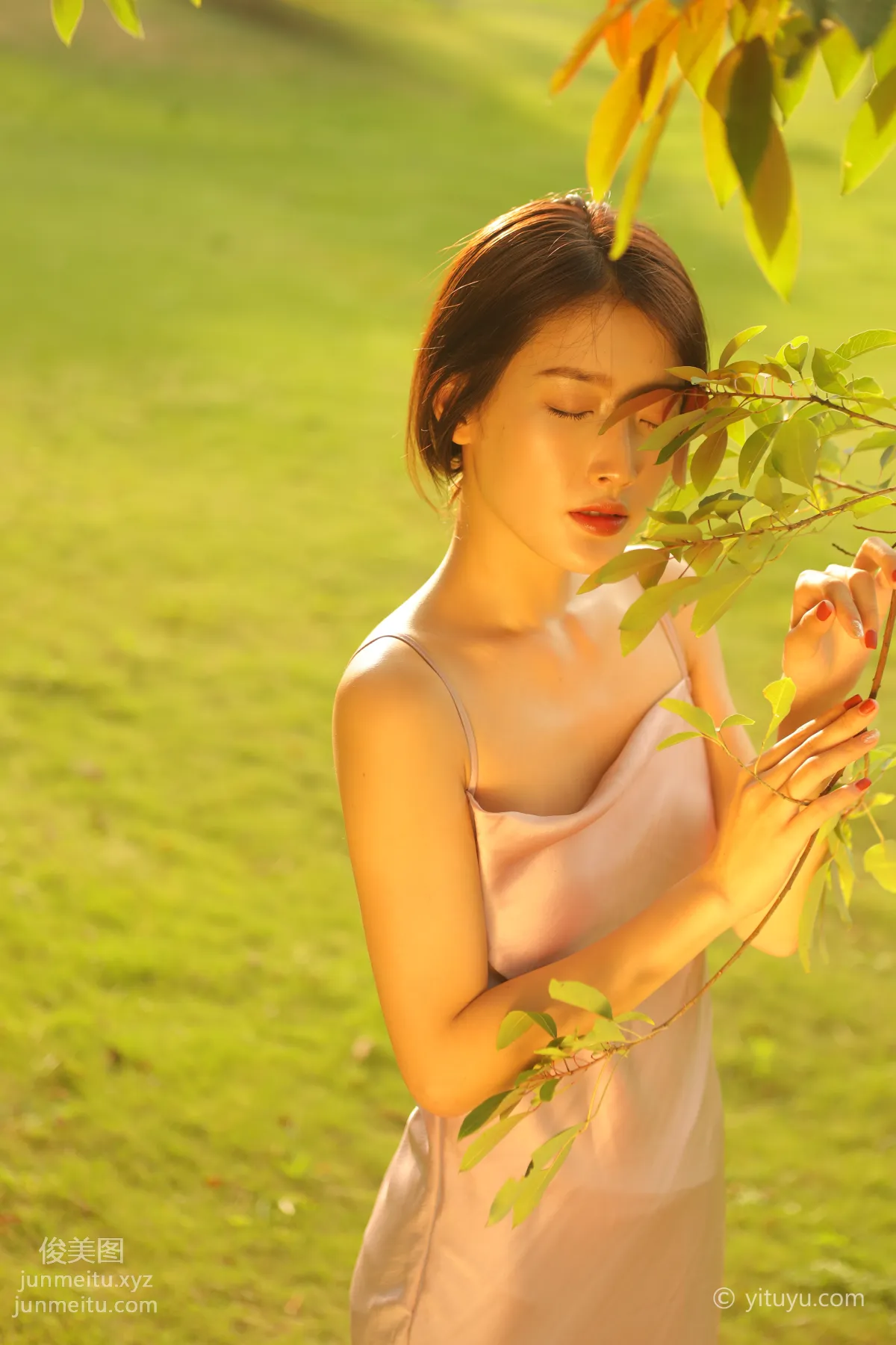 Qiao Ling: YiTuYu photo 27