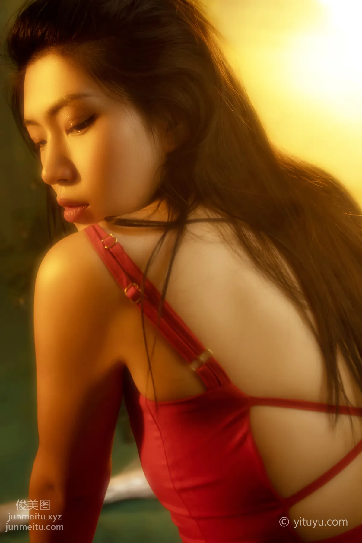 [YiTuYu] 2021.05.24 Red Dress Jiao Jiao photo 29