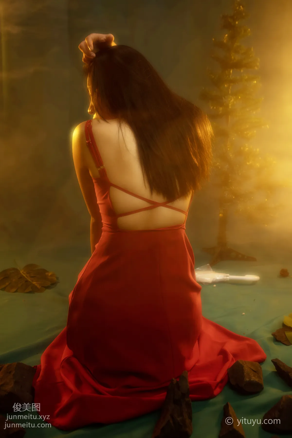 [YiTuYu] 2021.05.24 Red Dress Jiao Jiao photo 30