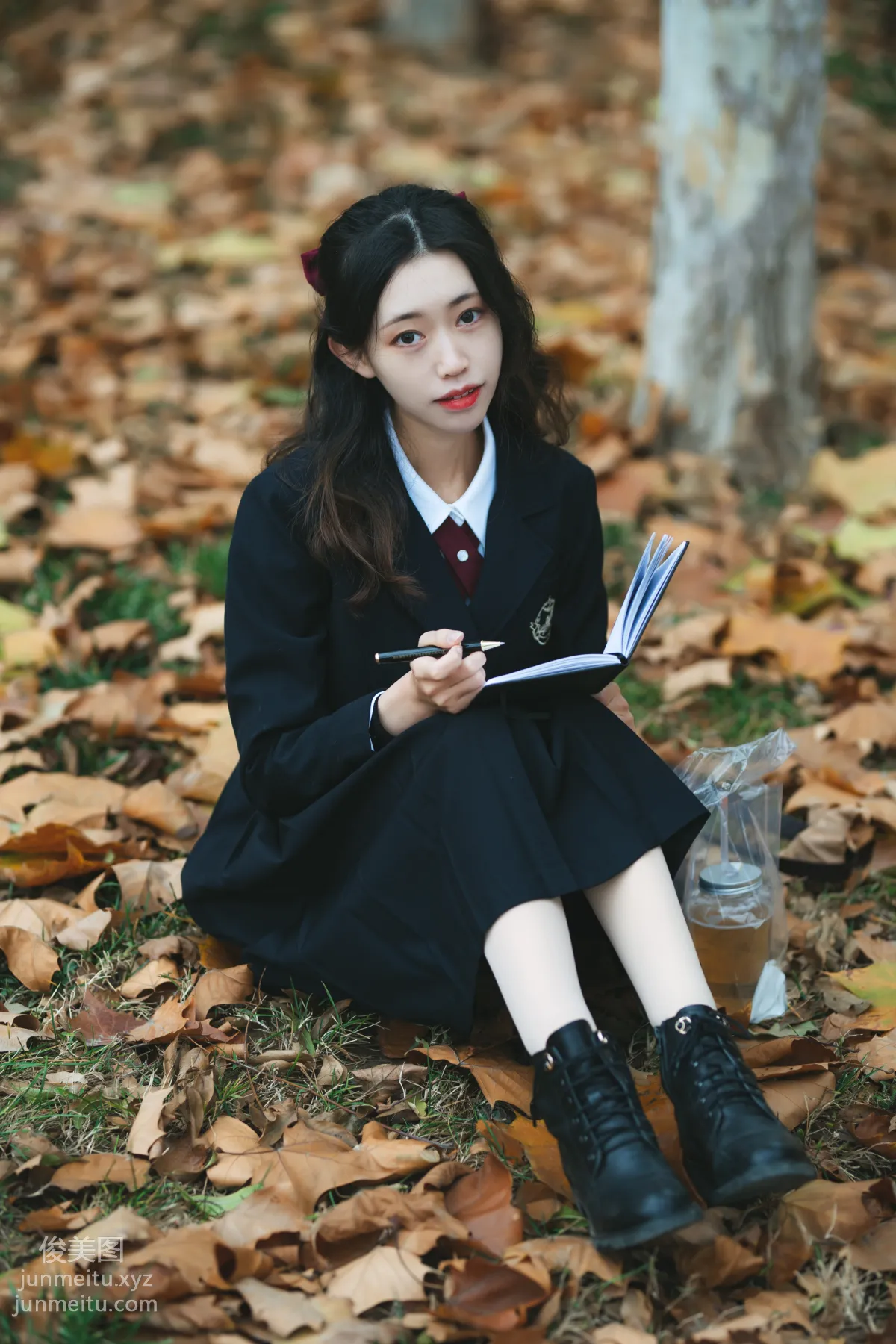 Ai Jiang: YiTuYu photo 3