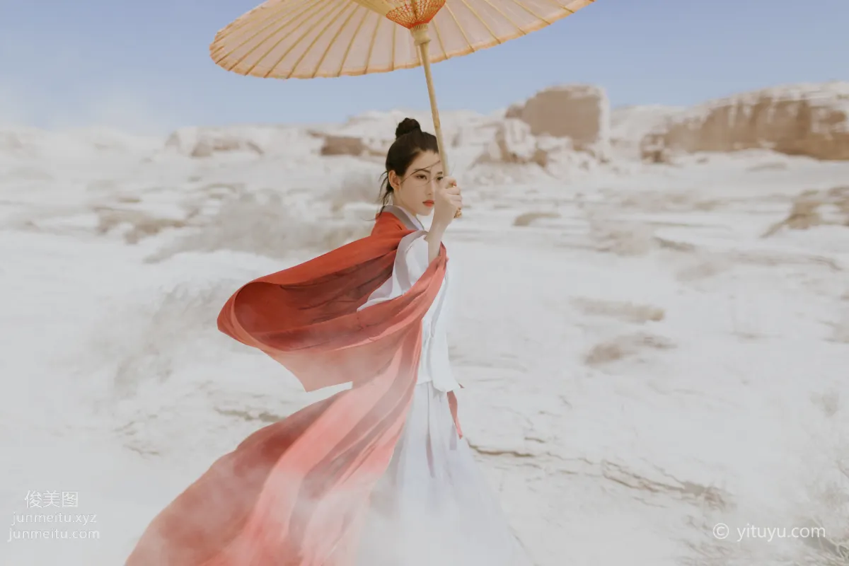 Jing Jing: YiTuYu photo 24
