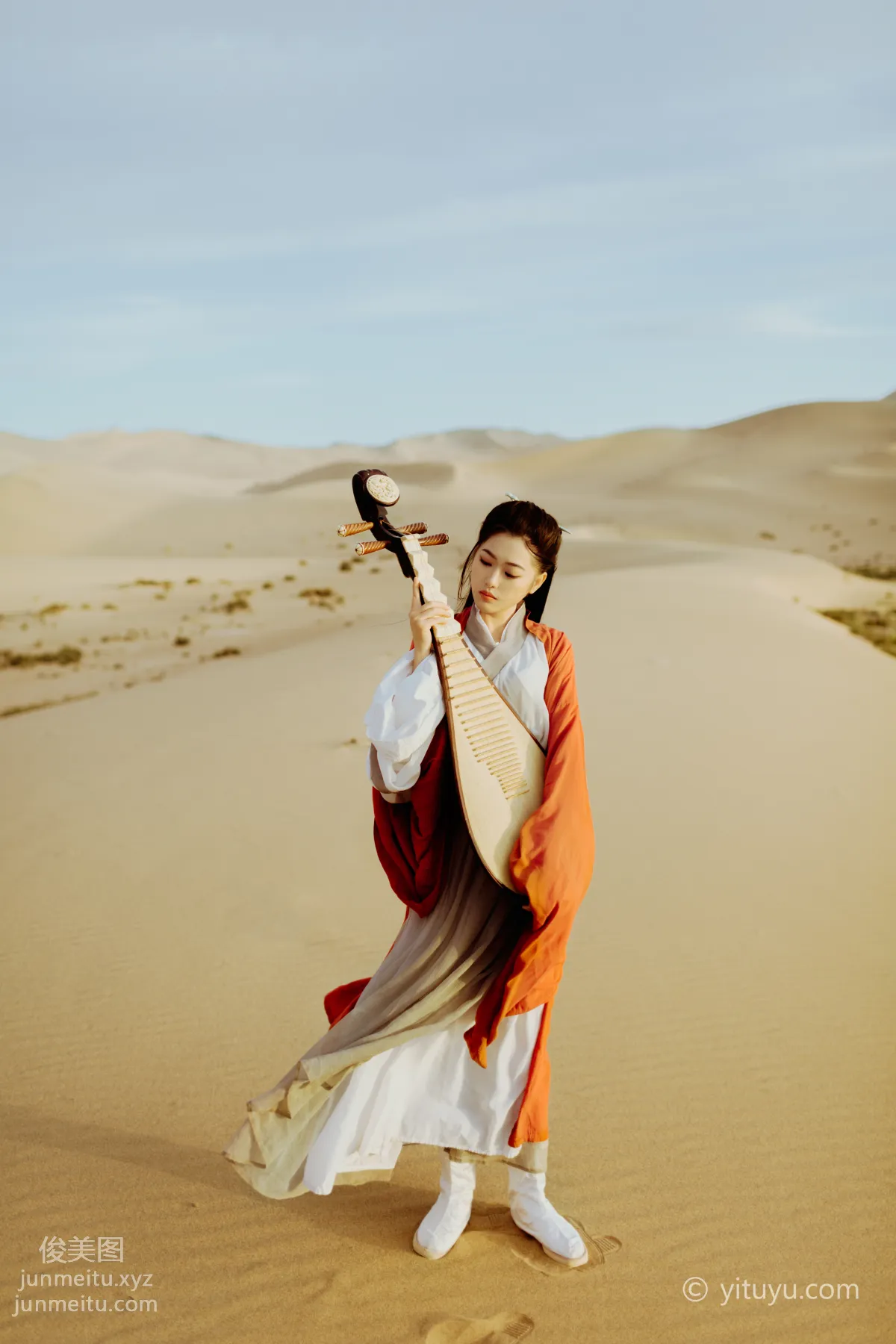 Jing Jing: YiTuYu photo 35