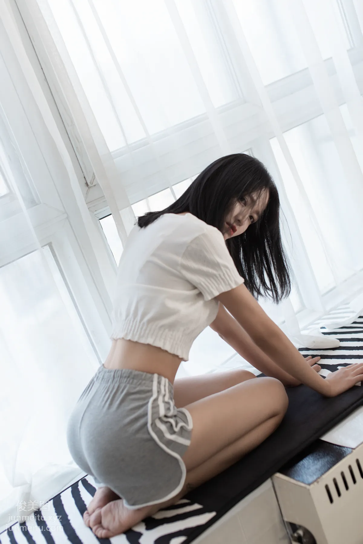 Lily: YiTuYu photo 2