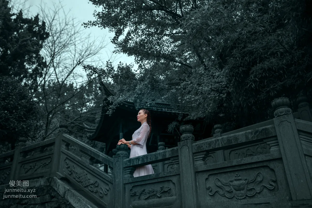 Lian: YiTuYu photo 30