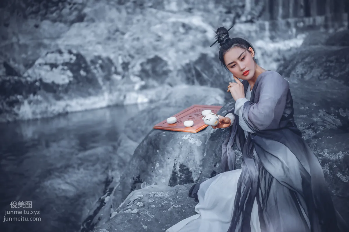Min Min: YiTuYu photo 7