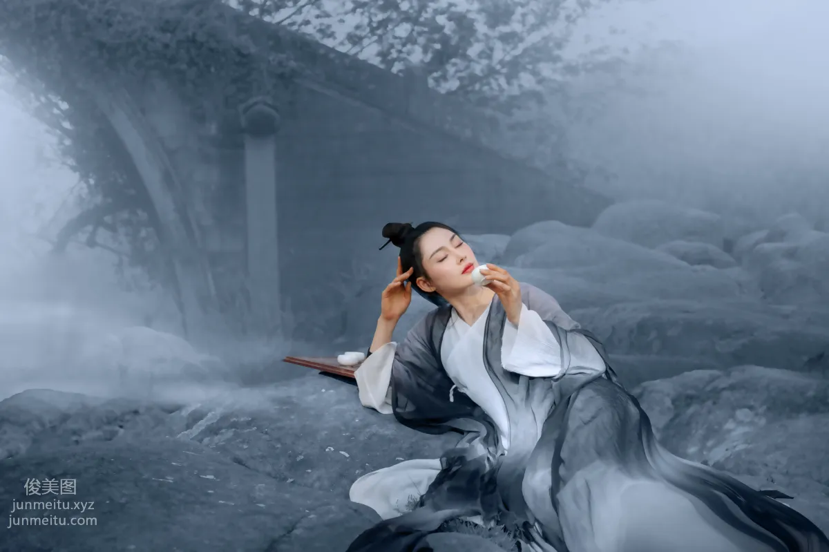 Min Min: YiTuYu photo 24