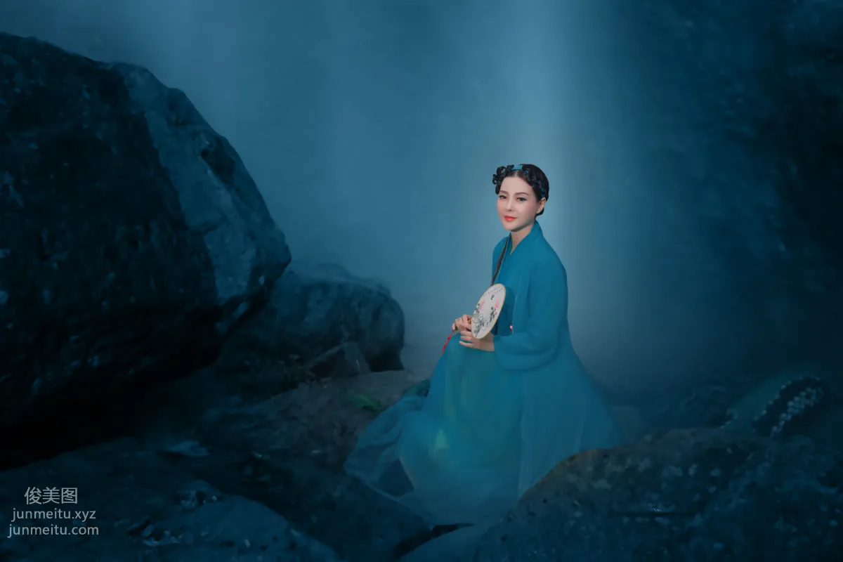 Lian: YiTuYu photo 2