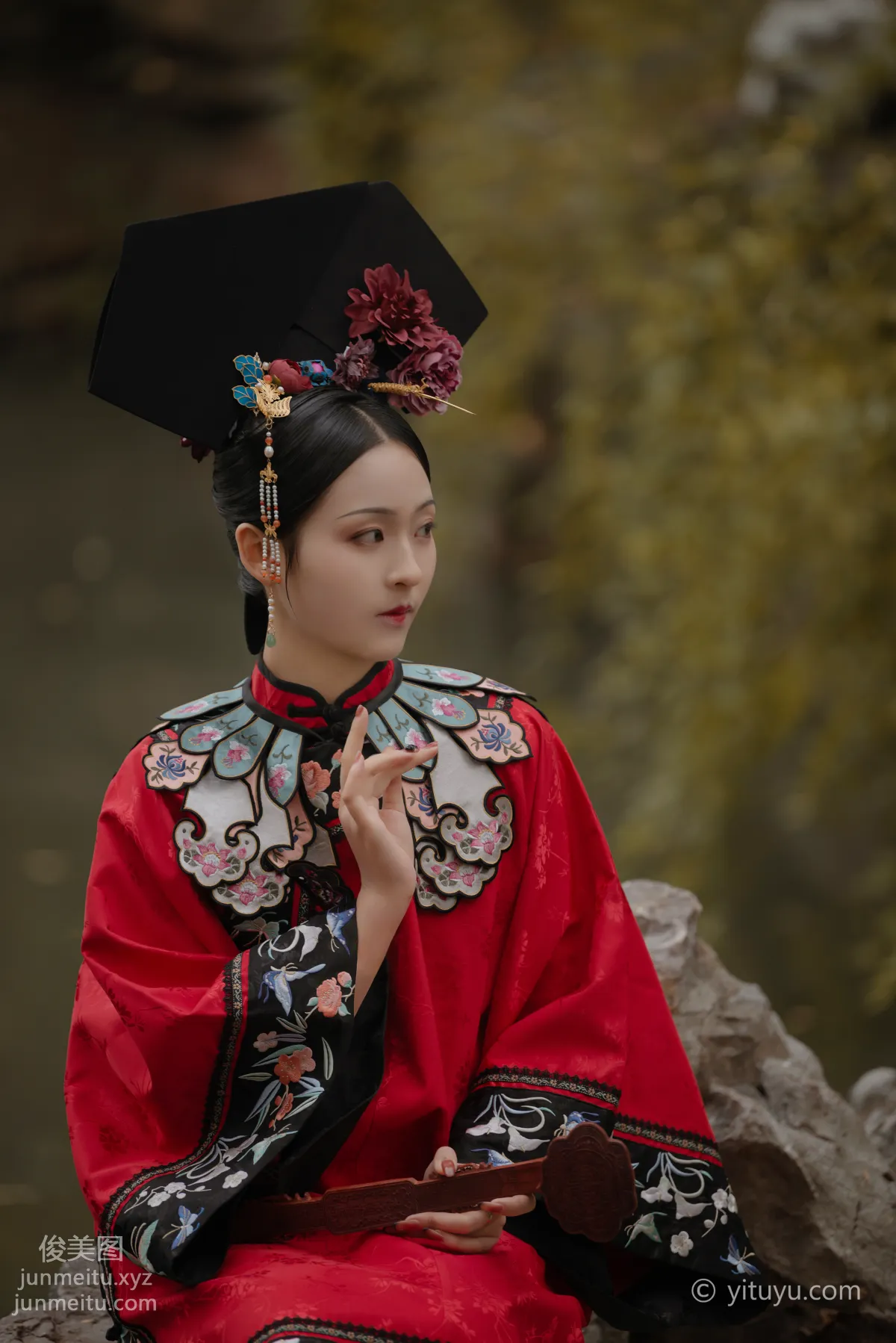 Su Su: YiTuYu photo 26