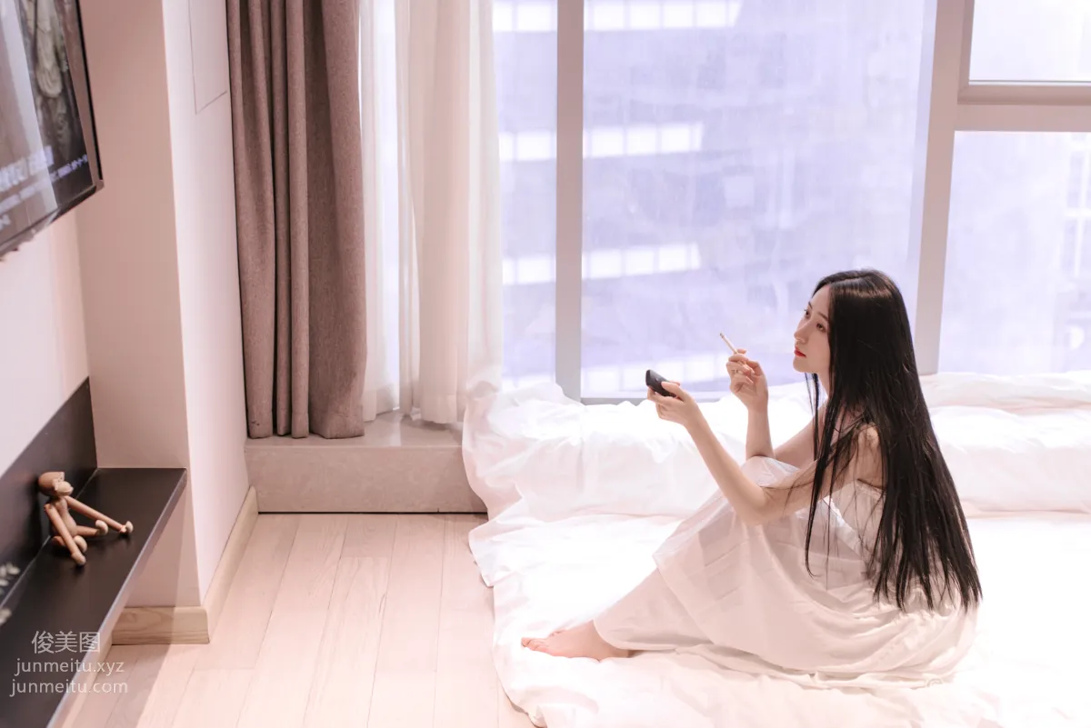 Ying Er: YiTuYu photo 15