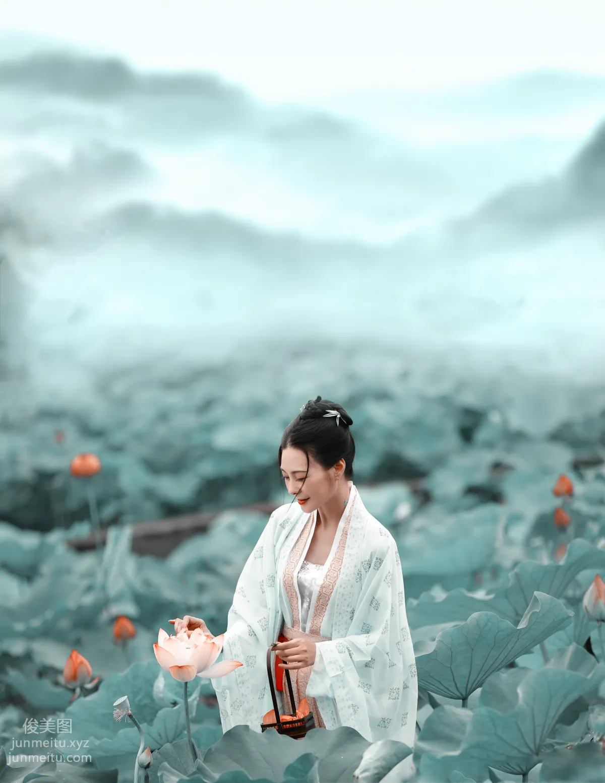 Lian: YiTuYu photo 17
