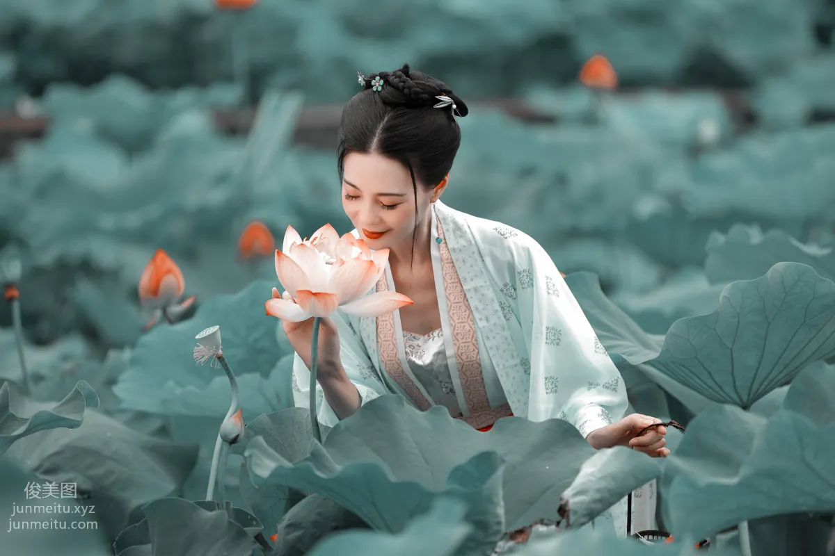 Lian: YiTuYu photo 21