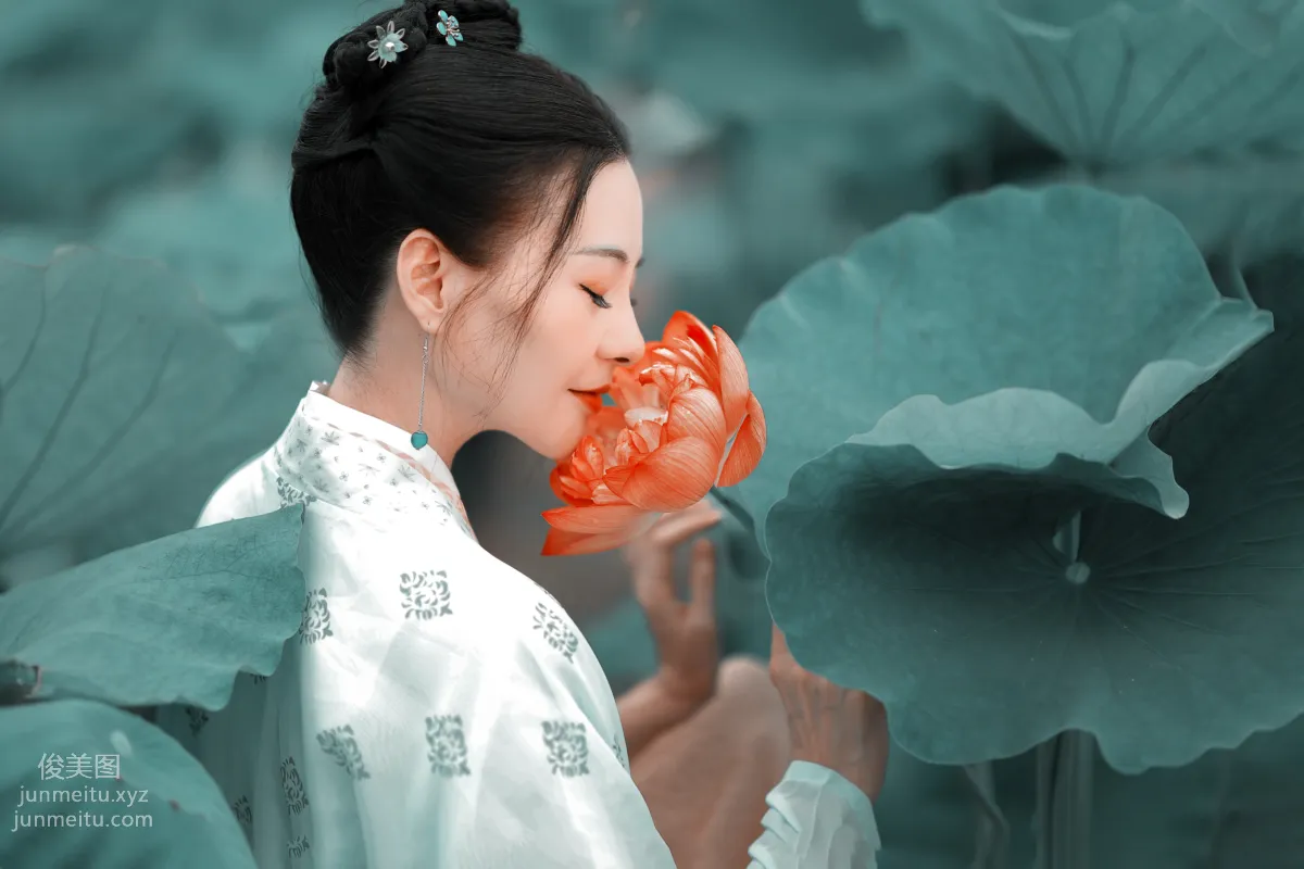 Lian: YiTuYu photo 23