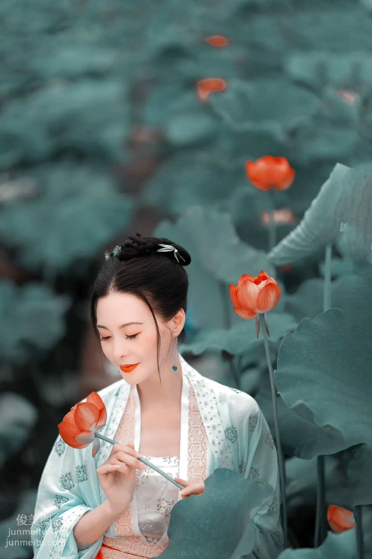 Lian: YiTuYu photo 28