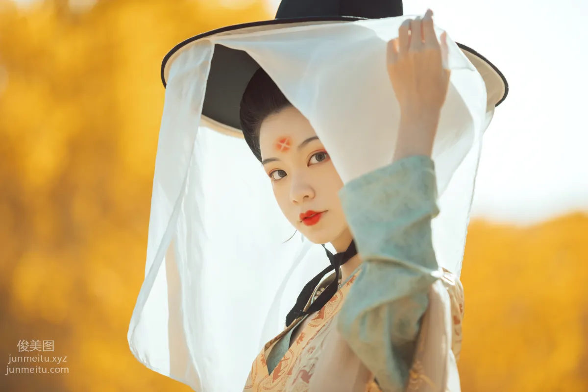 Bo He: YiTuYu photo 9