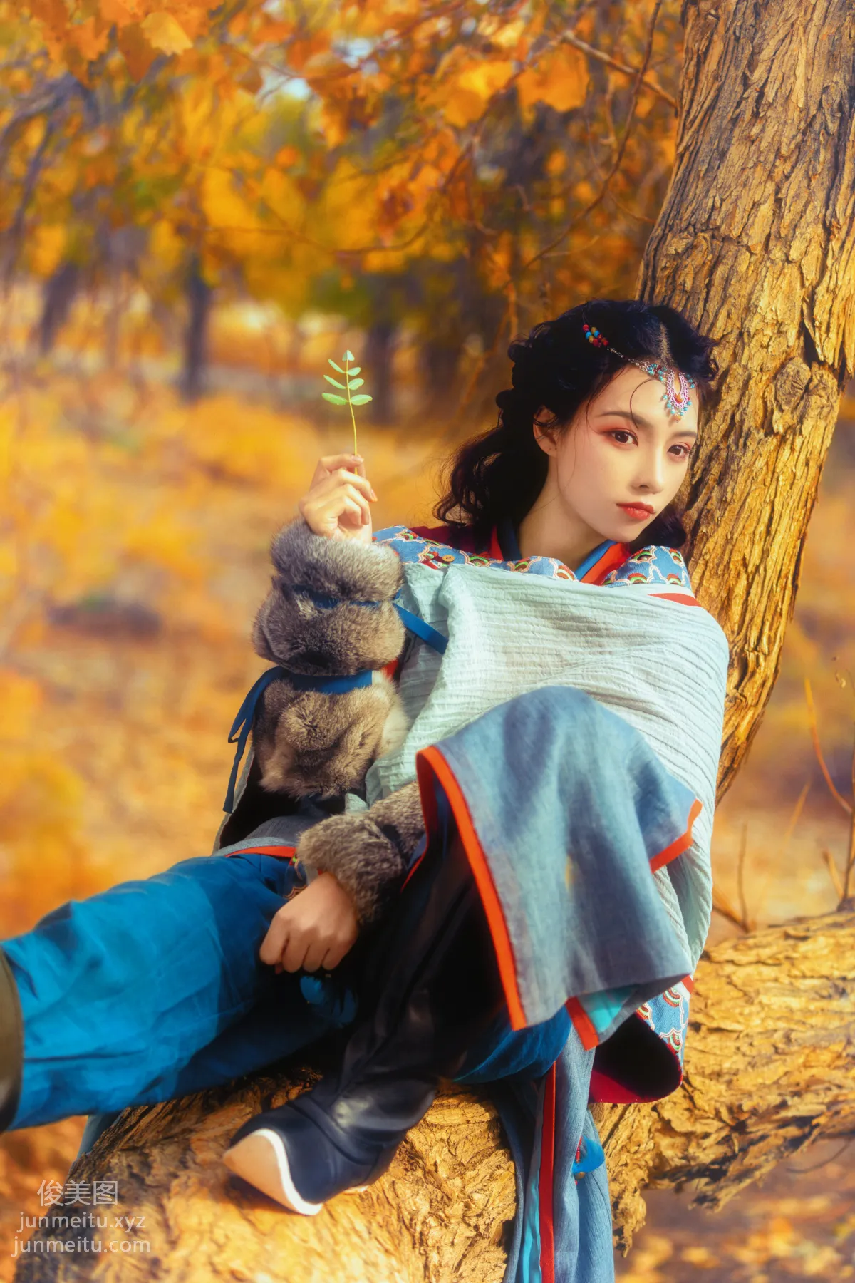 [YiTuYu] 2021.08.20 East Palace: Blue Little Maple, Zhaoruijie EZ photo 21