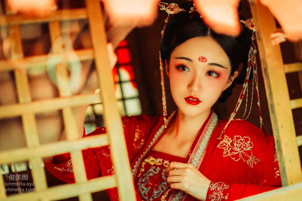Cangji Jiegeng: YiTuYu photo 6