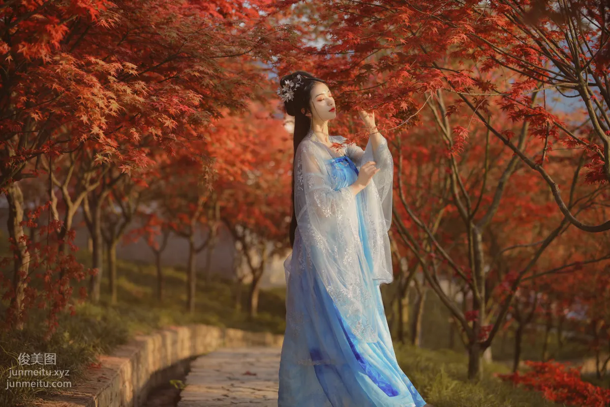 [YiTuYu] 2021.08.23 Autumn Maple Rustling, Ji Xiangxiang photo 21