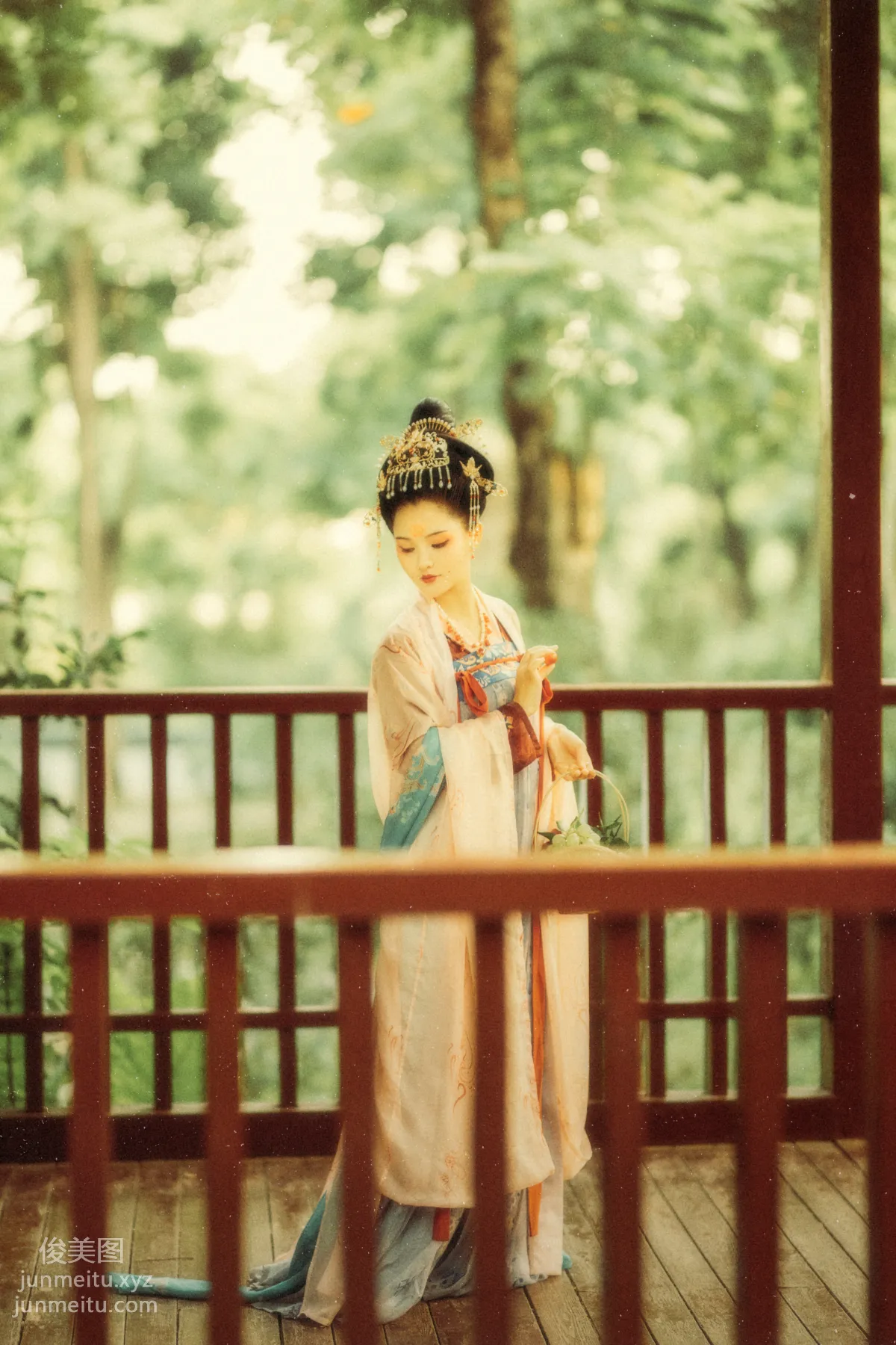 [YiTuYu] 2021.08.27 Flowers Want Beauty, Yuan Yuan photo 6