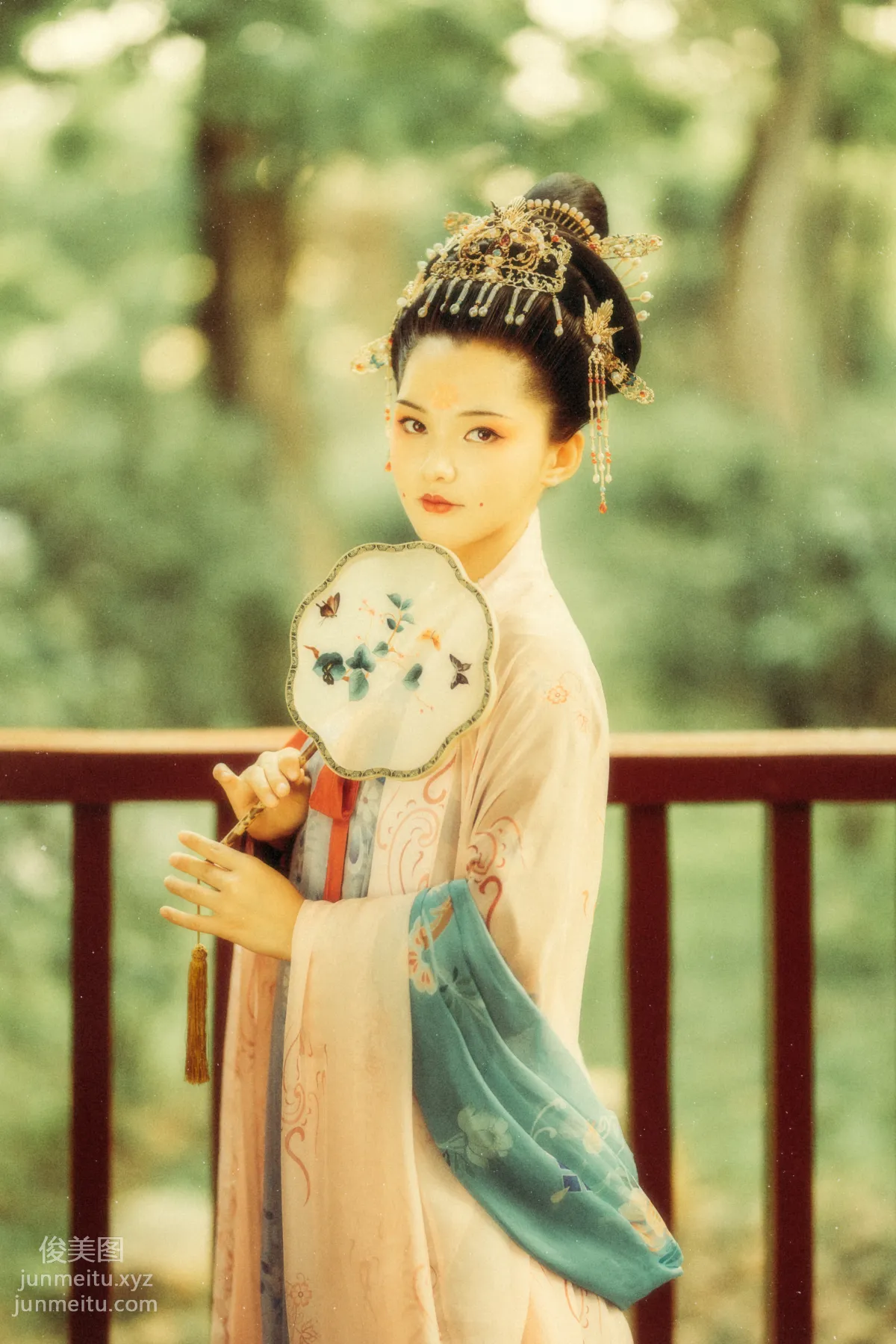 [YiTuYu] 2021.08.27 Flowers Want Beauty, Yuan Yuan photo 18