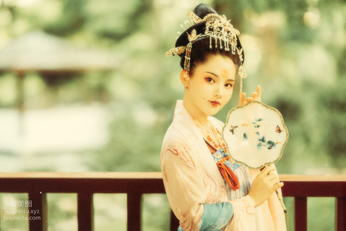 [YiTuYu] 2021.08.27 Flowers Want Beauty, Yuan Yuan photo 22