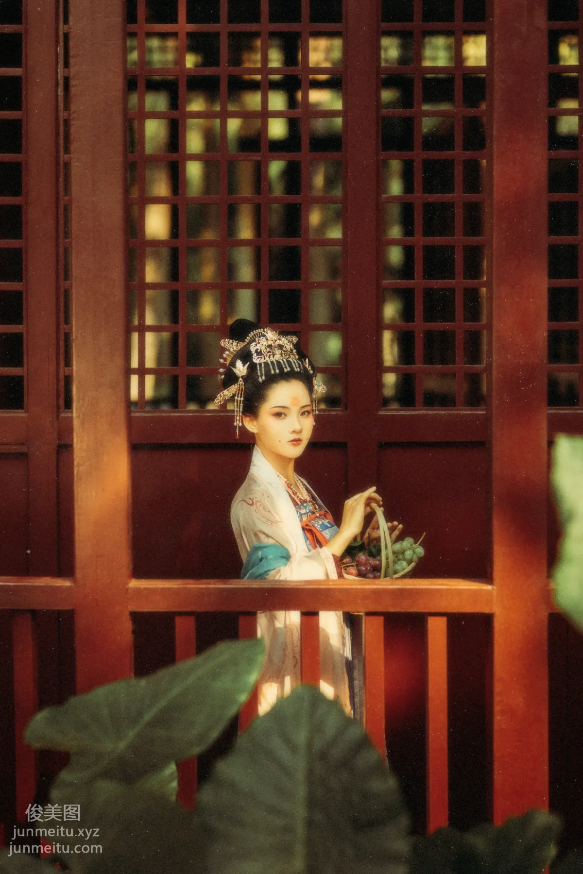 [YiTuYu] 2021.08.27 Flowers Want Beauty, Yuan Yuan photo 25