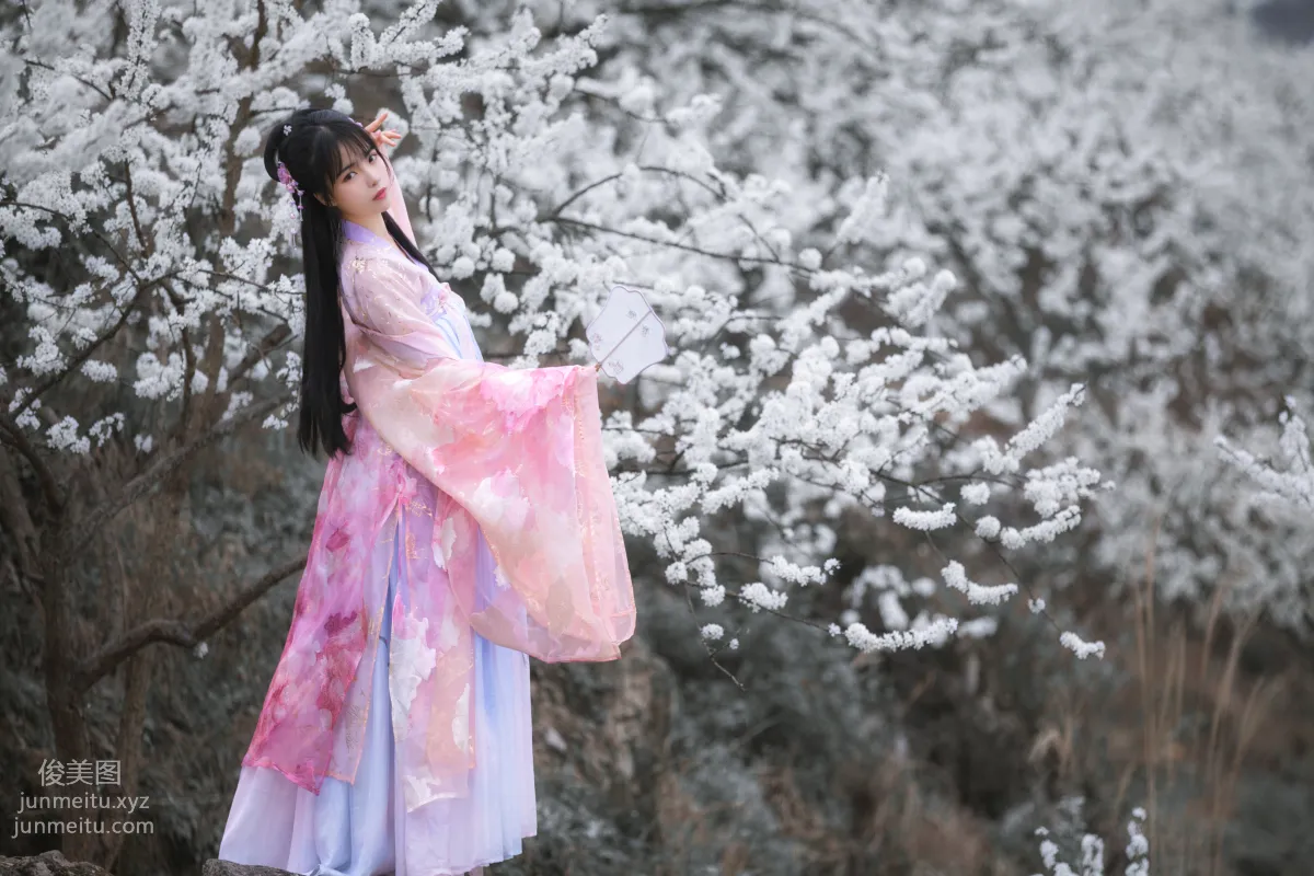 [YiTuYu] 2021.08.28 Rain Beyond the Apricot Blossom Strings, Zhaoruijie EZ photo 4