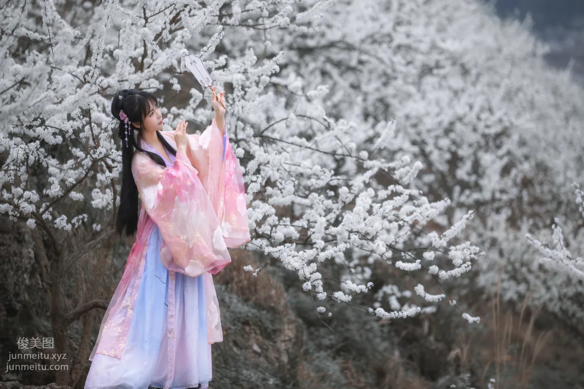 [YiTuYu] 2021.08.28 Rain Beyond the Apricot Blossom Strings, Zhaoruijie EZ photo 5