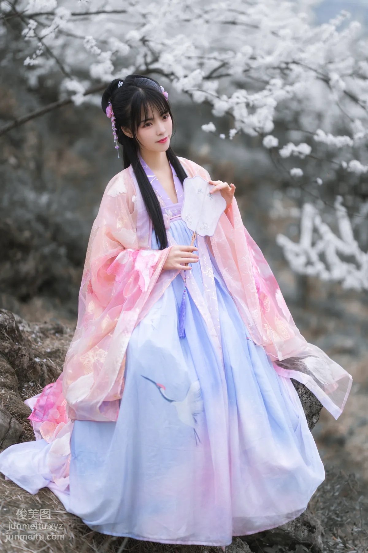 [YiTuYu] 2021.08.28 Rain Beyond the Apricot Blossom Strings, Zhaoruijie EZ photo 6