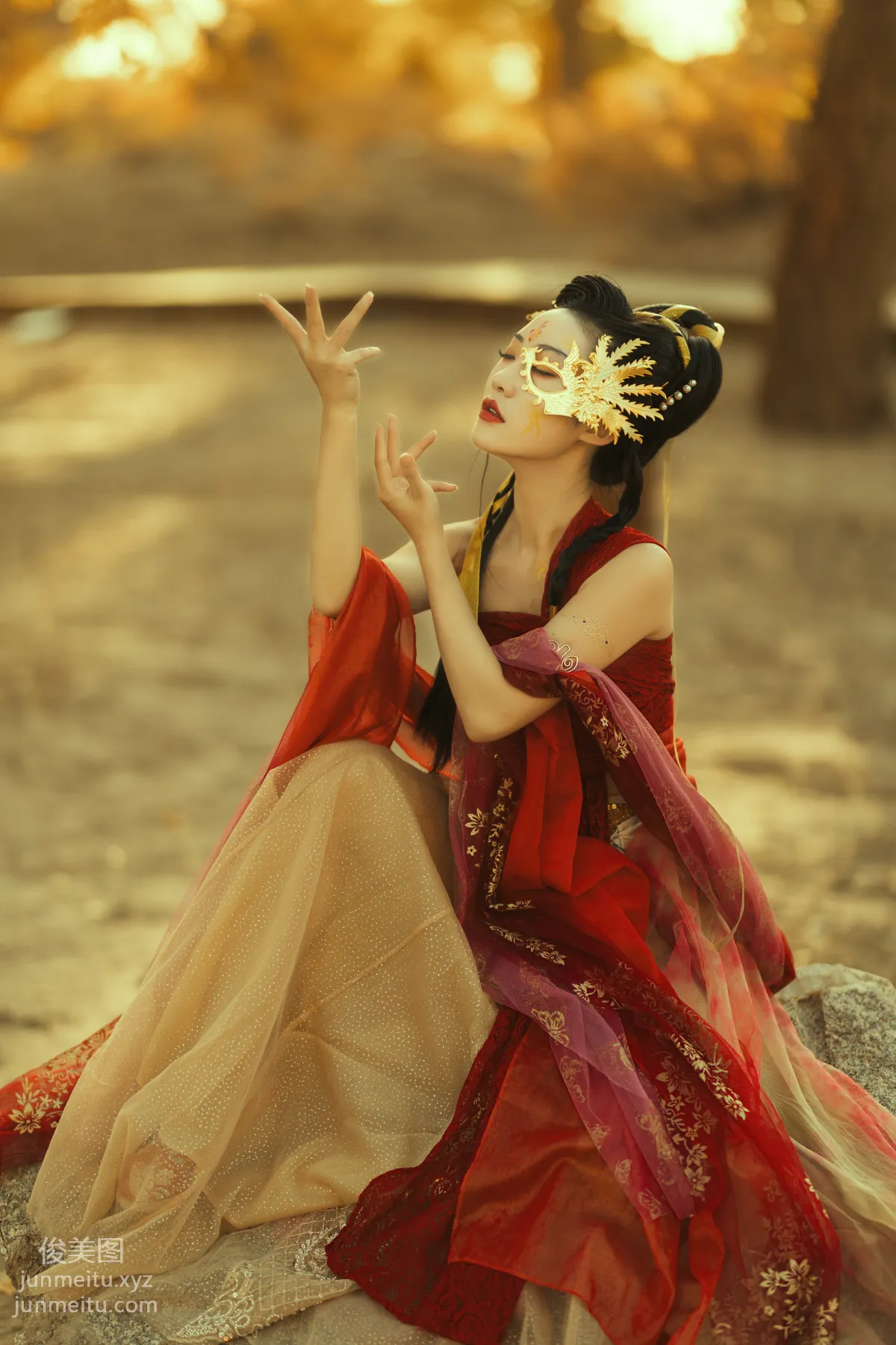 Fu Xizi: YiTuYu photo 19